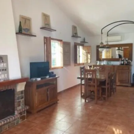 Ame339 Intima 8 Personas, Con Piscina Privada Climatizacion *